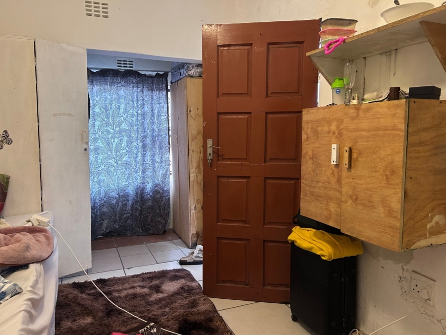 9 Bedroom Property for Sale in Quigney Eastern Cape